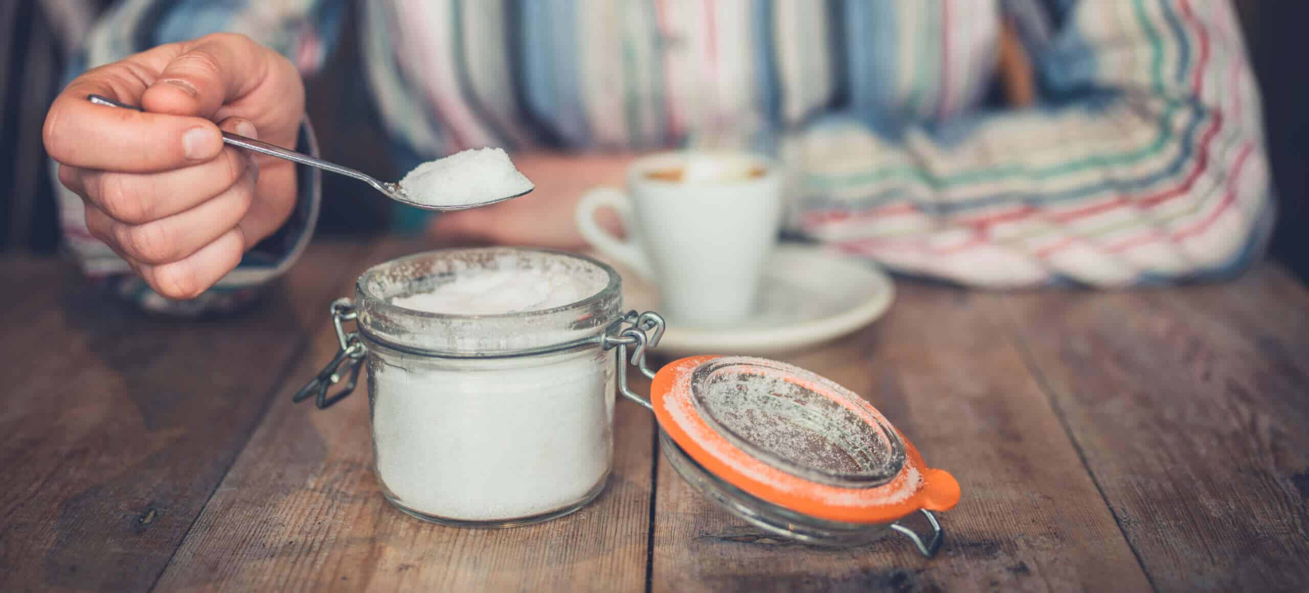 açúcar branco ou adoçante